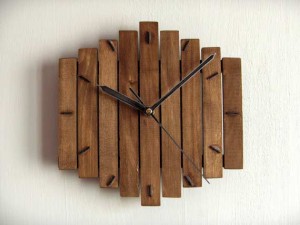 Zegar z drewna
