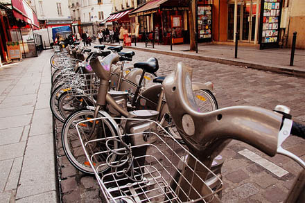 Rowery z paryskiego systemu miejskiego Velib